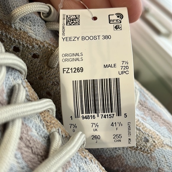 Yeezys peppers 380 dead stock mens size 8 - Picture 3 of 3